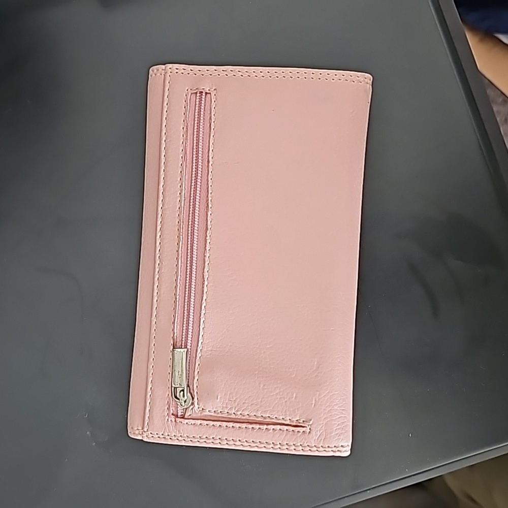 Pink Wallet - Picture 2 of 4